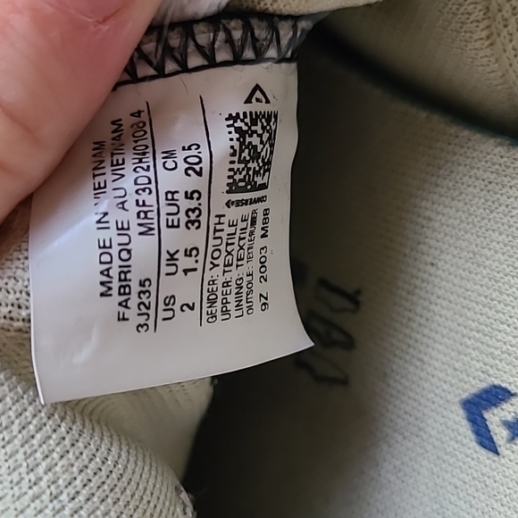 Kids Converse - Picture 3 of 5